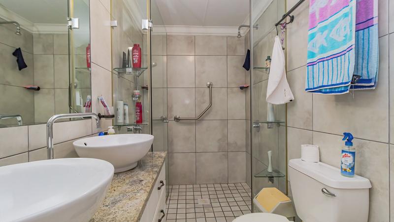 3 Bedroom Property for Sale in Twee Kuilen Western Cape